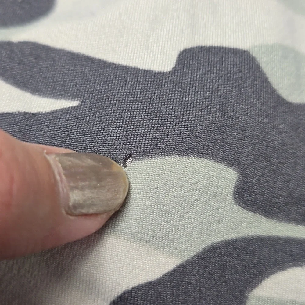 eye candy gray camo leggings with zipper pockets women's plus size 1X